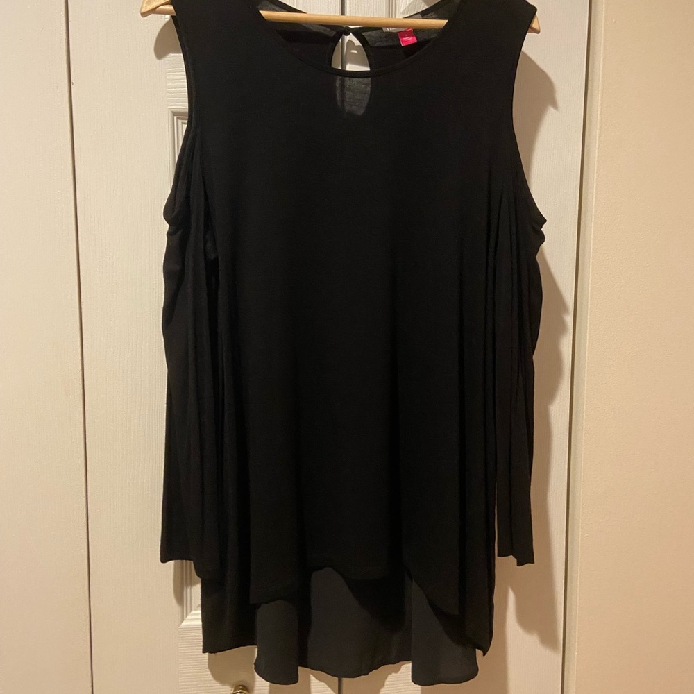 Vince Camuto Black Cold-Shoulder Layered Tunic